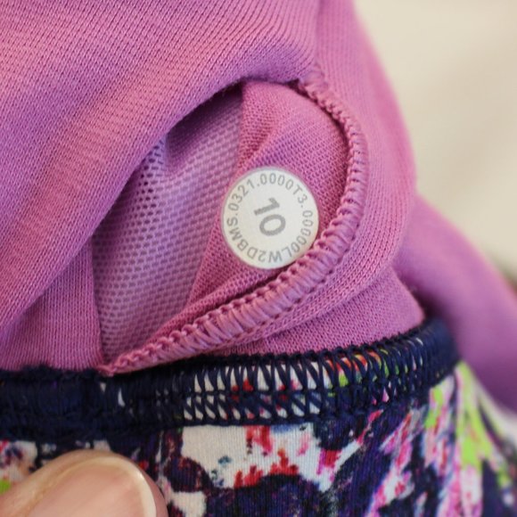 Lululemon Energy Bra - Picture 5 of 5